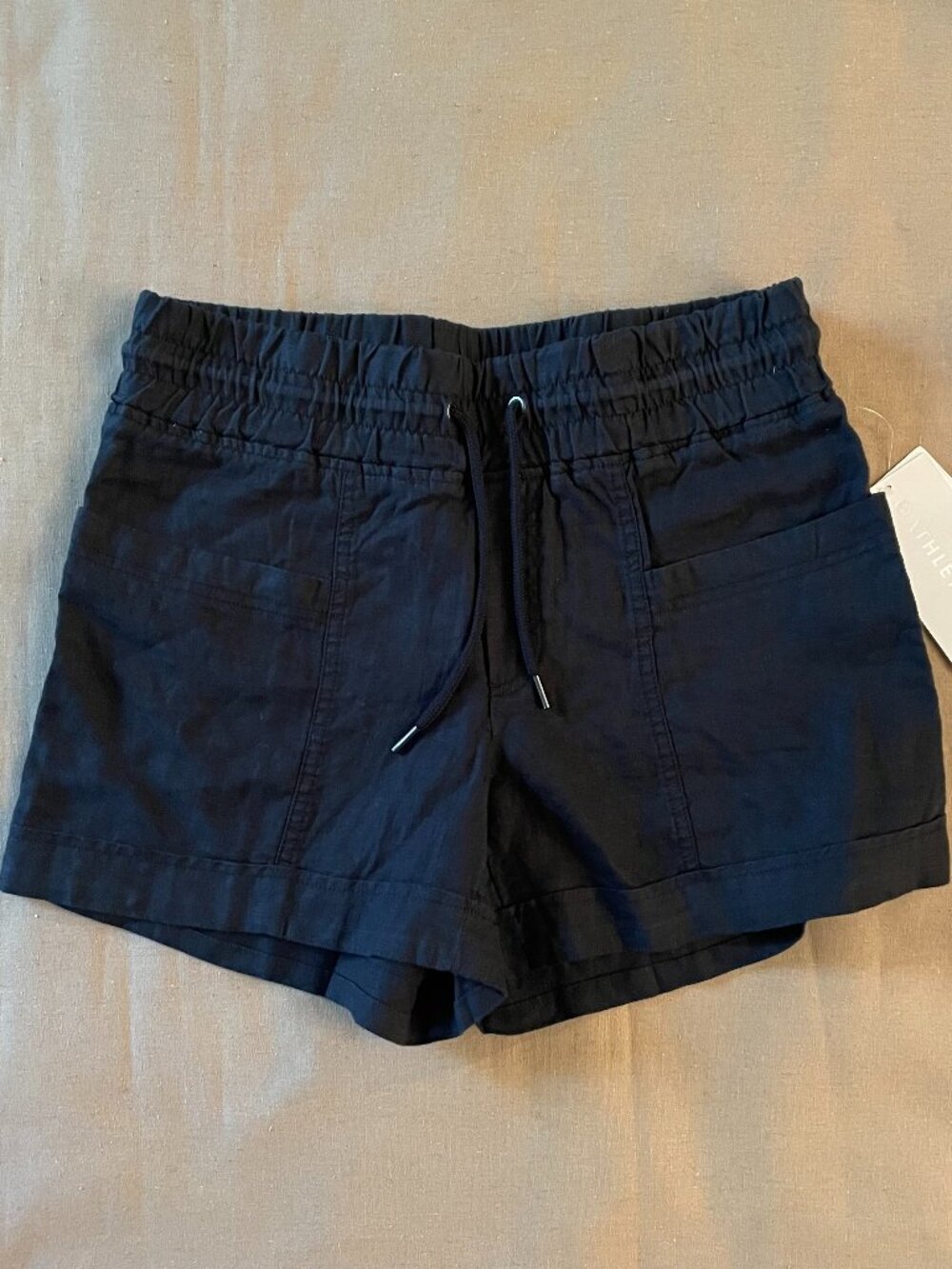 Athleta Cabo Linen 4" Shorts Sz 6 Black Casual Coastal Summer Hiking Resort
